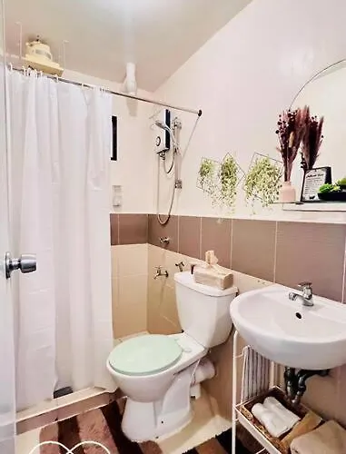 Casa Con Work-friendly & Ideal Long Manila